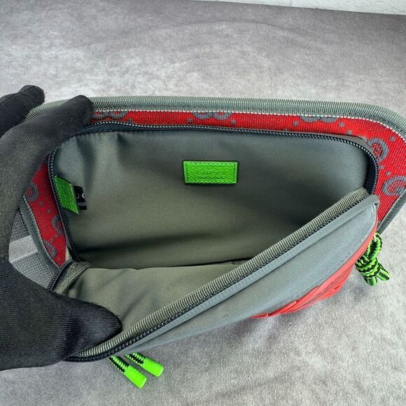 Gucci NEW Graphic Red Gray Men's Bag - Picture 9 of 14